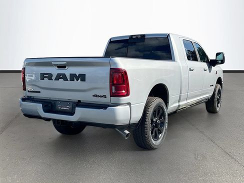New 2026 RAM 2500 Laramie AWD/4WD image 7