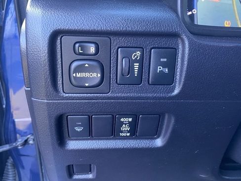 Used 2016 Toyota 4Runner Limited image 13