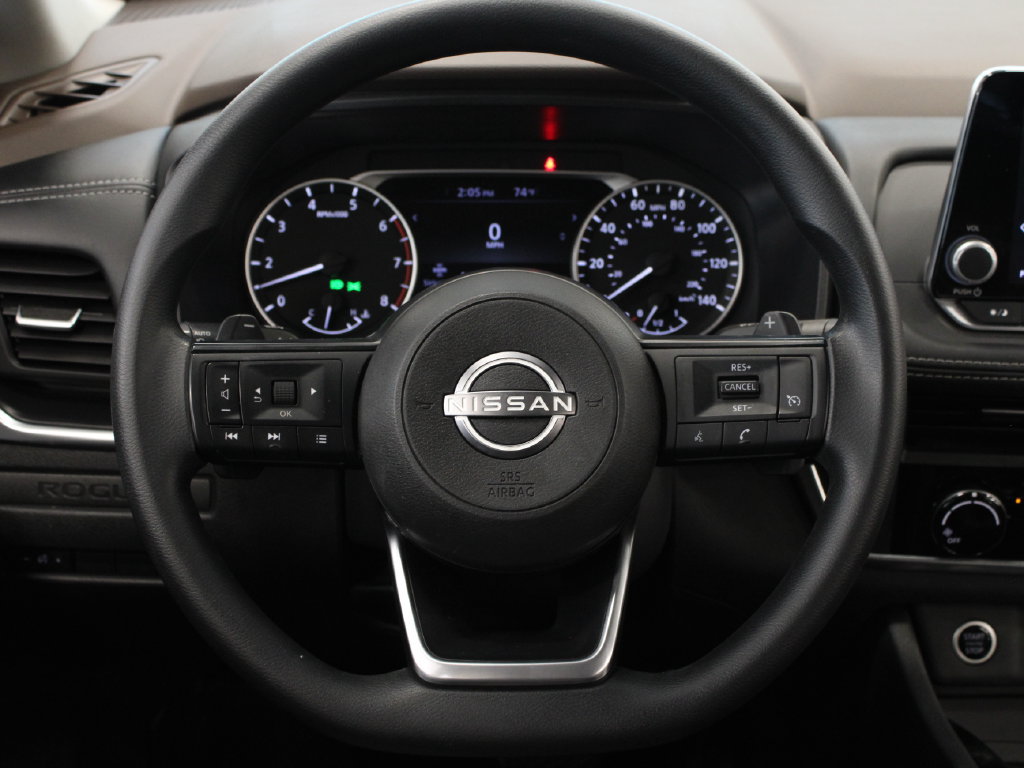 Used 2023 Nissan Rogue S FWD image 20