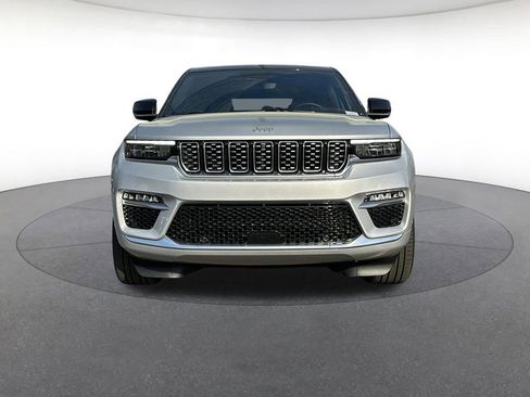 Certified 2025 Jeep Grand Cherokee Summit AWD/4WD image 9