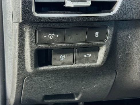 Used 2025 Hyundai Sonata SEL FWD image 10