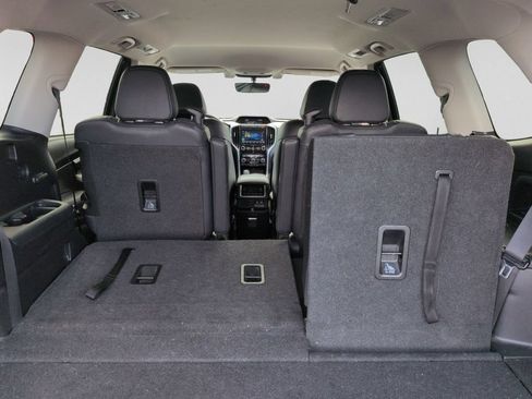 Used 2021 Subaru Ascent Limited AWD/4WD image 30
