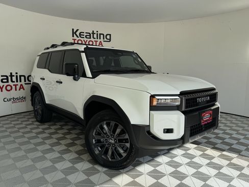 Used 2026 Toyota Land Cruiser w/ Premium Package AWD/4WD image 3