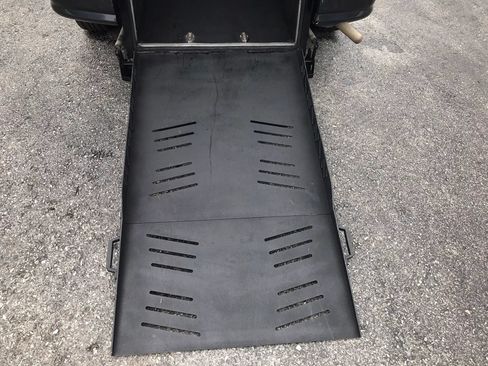 Used 2014 Dodge Grand Caravan SE w/ Quick Order Package 29E SE FWD image 5