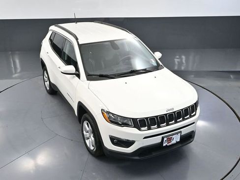 Used 2018 Jeep Compass Latitude w/ Cold Weather Group AWD/4WD image 55