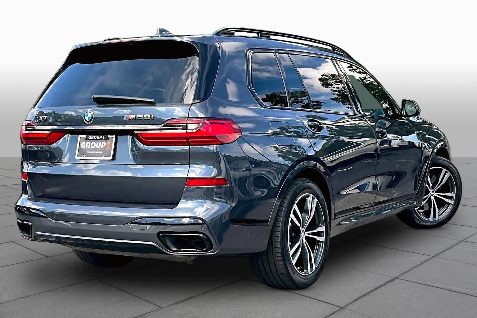 Used 2022 BMW X7 M50i w/ Dynamic Handling Package AWD/4WD image 13