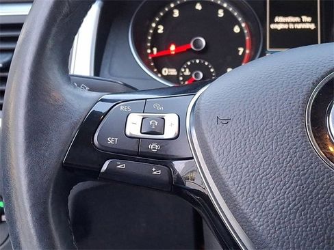 Used 2019 Volkswagen Atlas SE w/ Towing Package image 22