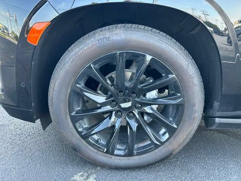 Certified 2024 Cadillac Escalade Sport Platinum w/ LPO, ONYX Package AWD/4WD image 11