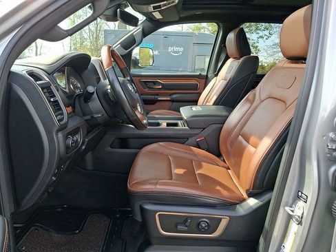 Used 2022 RAM 1500 Limited w/ Off Road Group AWD/4WD image 15