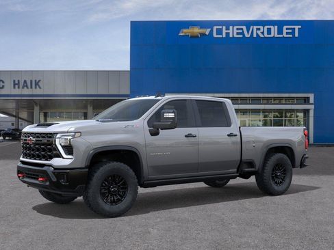 New 2026 Chevrolet Silverado 2500 ZR2 AWD/4WD image 2
