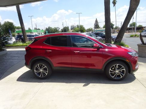 Used 2021 Buick Encore GX Select FWD image 9