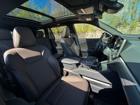 New 2026 Lexus TX 350 AWD image 18