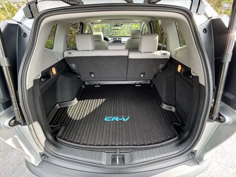 Used 2021 Honda CR-V Touring image 14