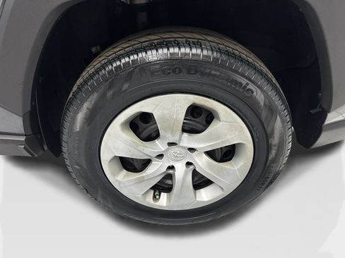 Used 2021 Toyota RAV4 LE FWD image 84