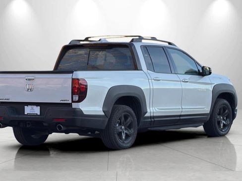 Certified 2023 Honda Ridgeline Black Edition image 2
