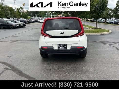 Used 2020 Kia Soul LX FWD image 6
