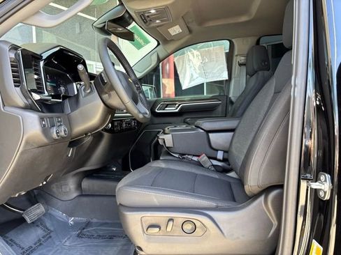 Used 2026 Chevrolet Silverado 1500 LT w/ Protection Package RWD image 14