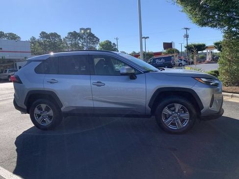 Used 2023 Toyota RAV4 XLE w/ Convenience Package AWD/4WD image 9