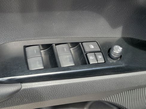 Used 2025 Toyota Camry LE FWD image 28