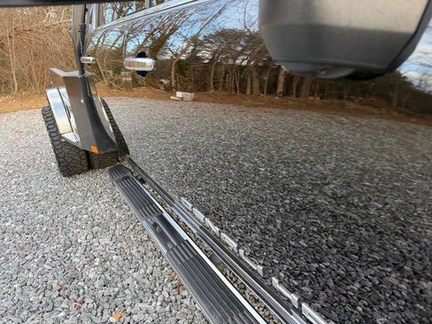 Used 2021 GMC Sierra 3500 Denali w/ Denali Ultimate Package image 11