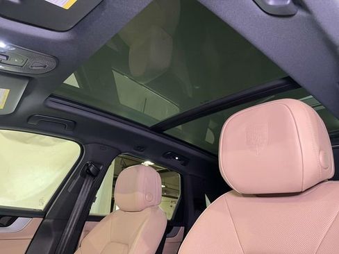 New 2026 Porsche Cayenne image 19