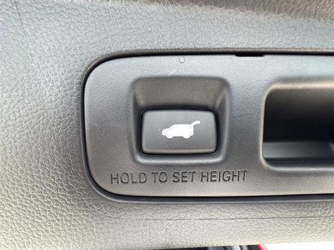 Used 2025 Honda CR-V EX-L image 13