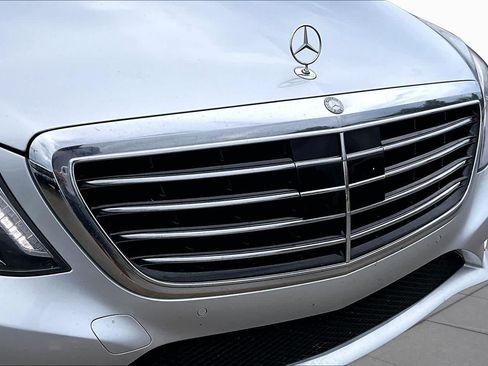 Used 2015 Mercedes-Benz S 550 Sedan image 27