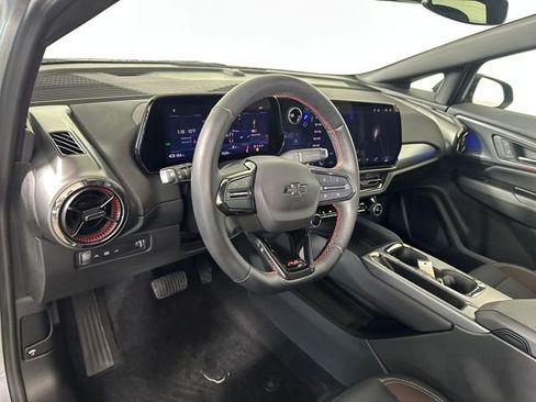 Used 2024 Chevrolet Equinox EV RS image 13