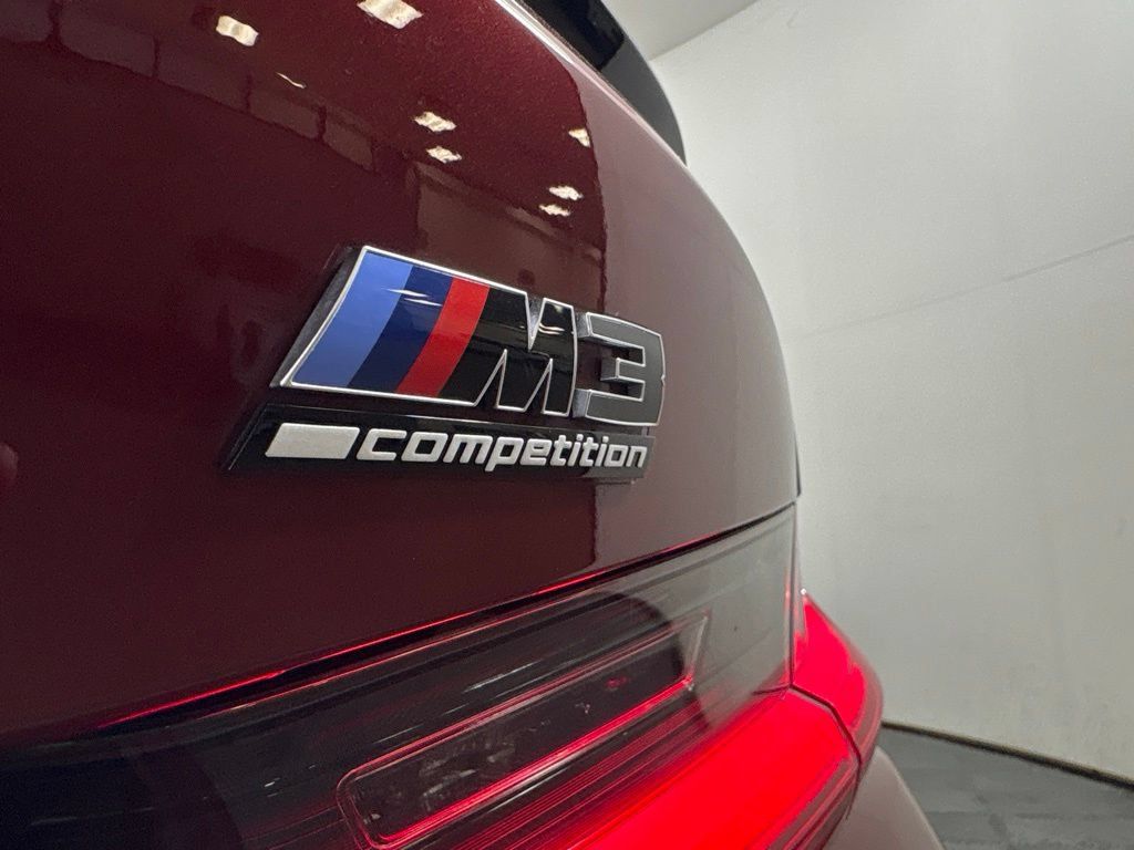 Certified 2025 BMW M3 Competition w/ Executive Package AWD/4WD image 10