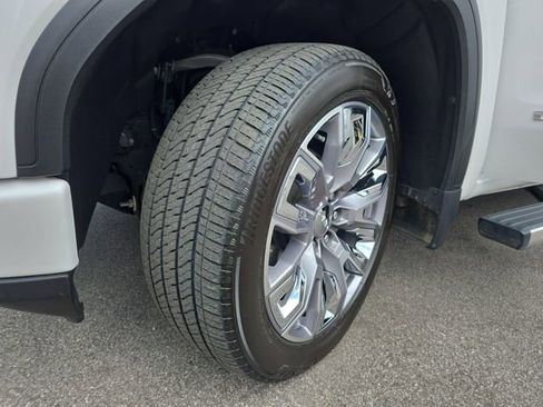 Used 2024 GMC Sierra 1500 Denali w/ Denali Reserve Package image 32