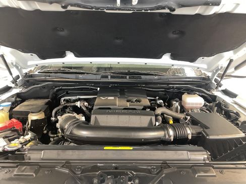 Used 2023 Nissan Frontier SV w/ SV Convenience Package image 26