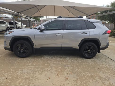 Used 2024 Toyota RAV4 XLE image 4