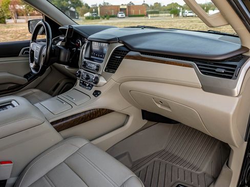 Used 2019 GMC Yukon Denali w/ Open Road Package image 15