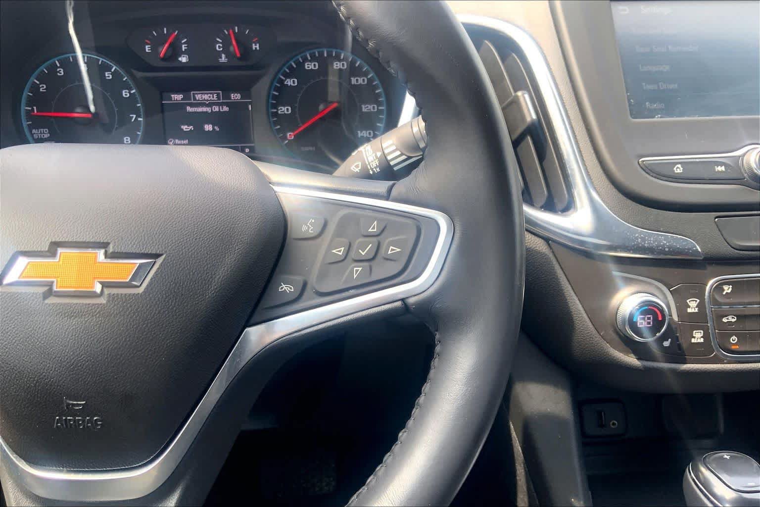 Used 2018 Chevrolet Equinox LT FWD image 22