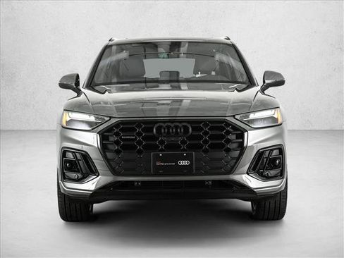 Certified 2025 Audi Q5 2.0T Premium Plus w/ Premium Plus Package image 2