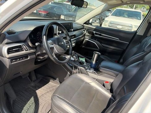 Used 2020 Kia Telluride S FWD image 13