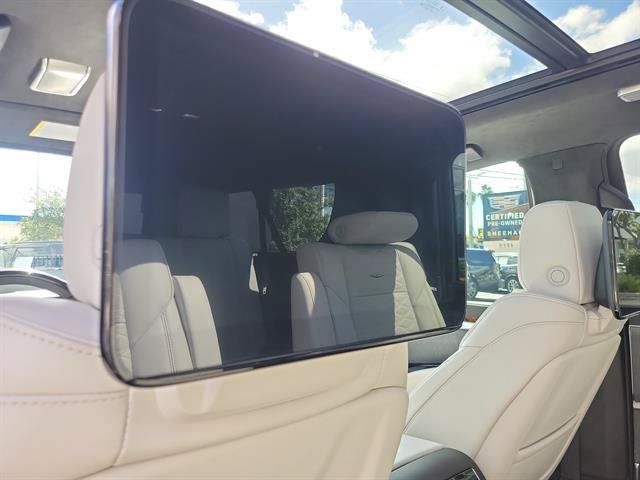 Certified 2026 Cadillac Escalade ESV Platinum Sport w/ LPO, ONYX Package AWD/4WD image 15