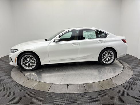New 2026 BMW 330i xDrive Sedan w/ Convenience Package image 16