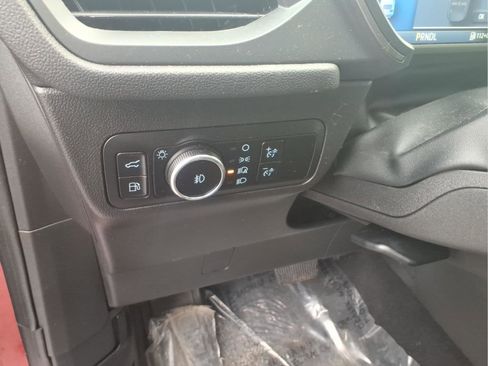 Used 2023 Ford Escape SE image 13