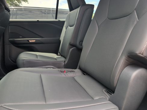 Used 2026 Lexus TX 500h AWD image 8