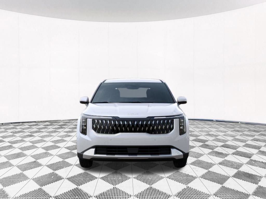 New 2027 Kia Carnival LX FWD image 2