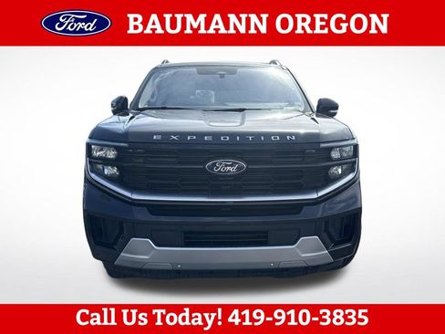 Used 2025 Ford Expedition Platinum AWD/4WD image 14