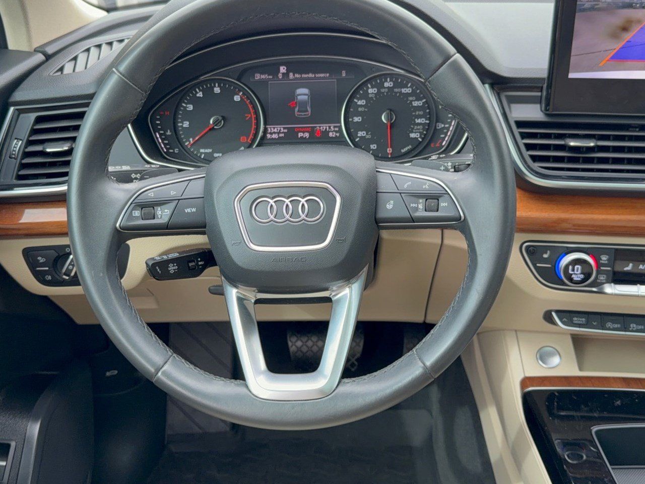 Used 2023 Audi Q5 2.0T Premium w/ Convenience Package AWD/4WD image 10