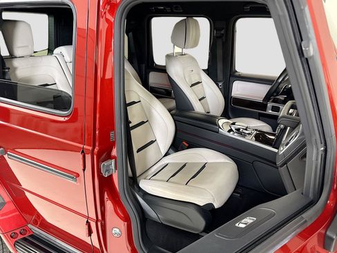 Used 2021 Mercedes-Benz G 63 AMG 4MATIC w/ G Manufaktur Interior Package image 33