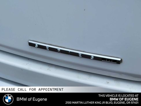 Used 2022 Jeep Wagoneer Series III w/ Premium Group I AWD/4WD image 17