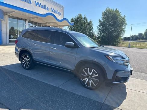 Used 2022 Honda Pilot Touring image 2