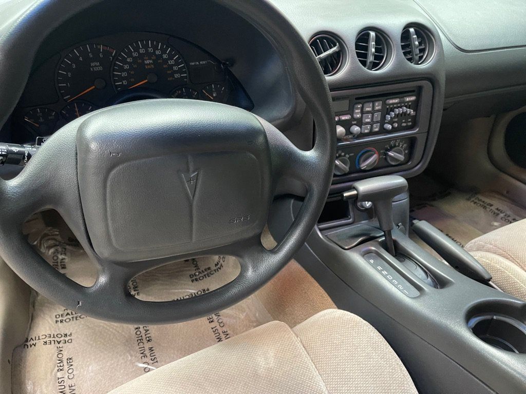 Used 1999 Pontiac Firebird Coupe w/ Opt Pkg RWD image 18