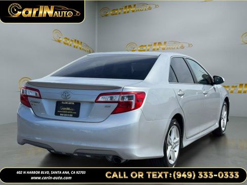 Used 2014 Toyota Camry SE FWD image 5