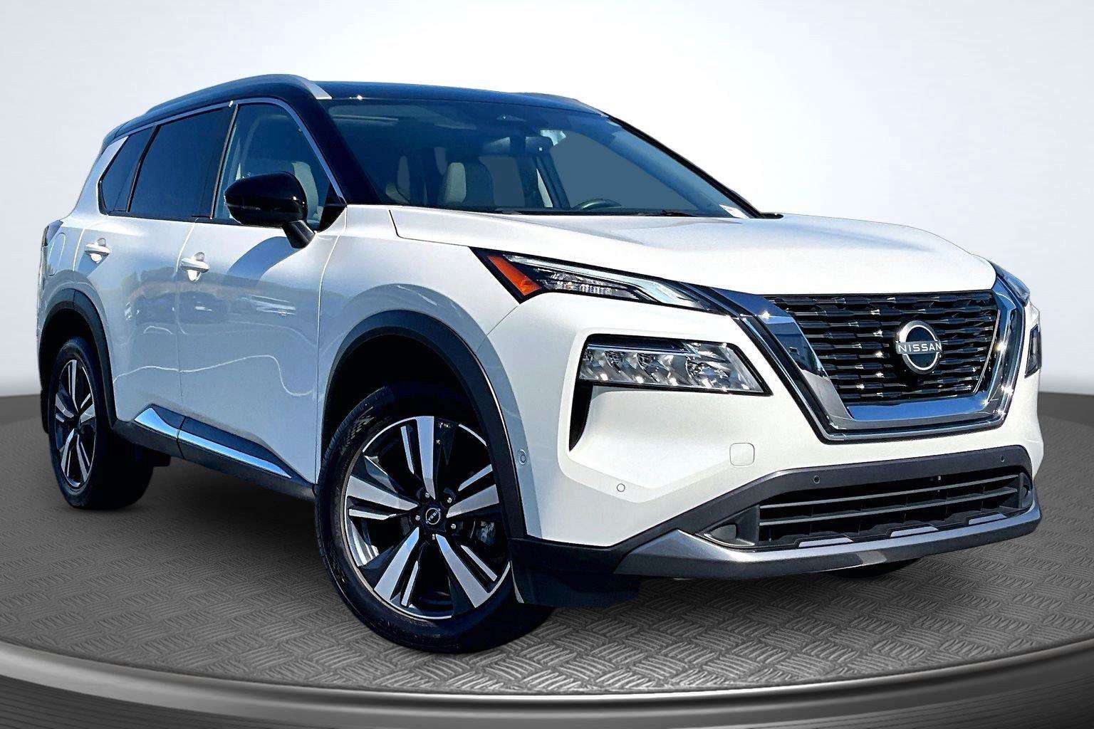 Used 2023 Nissan Rogue SL w/ SL Premium Package AWD/4WD image 13