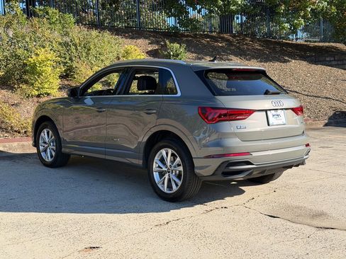 Used 2025 Audi Q3 2.0T Premium image 5